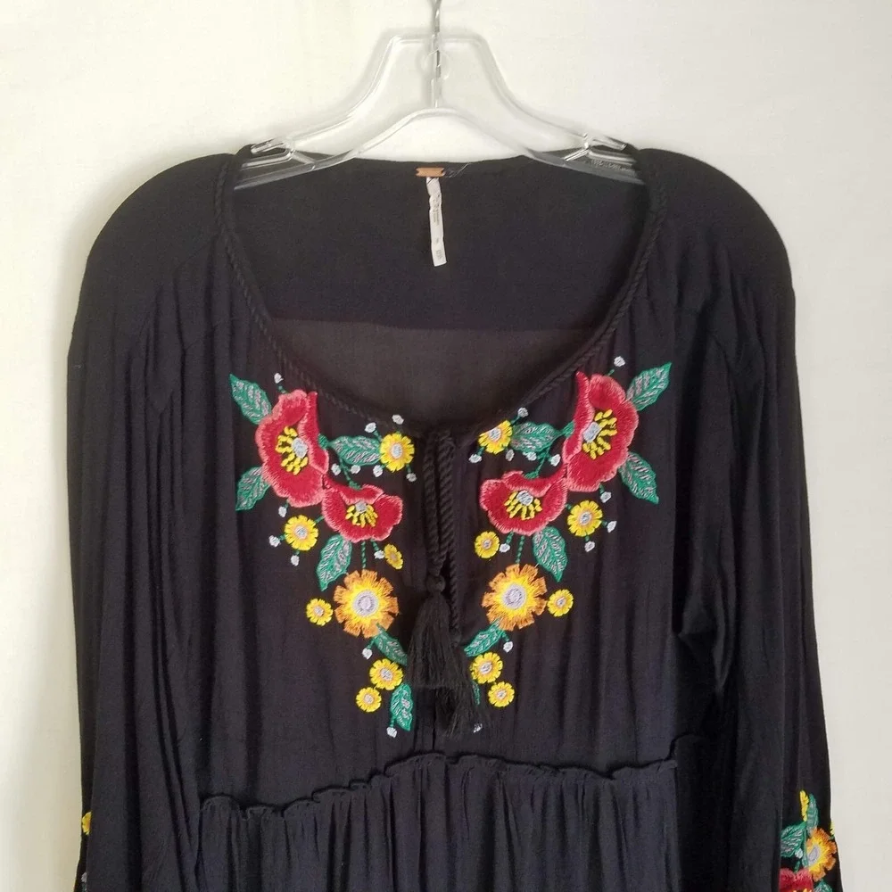 Free People Womens Boho Black Floral Embroidered Long Sleeve Mini Dress Size XS‎